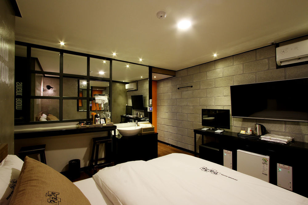 Daejeon Page Hotel Екстериор снимка