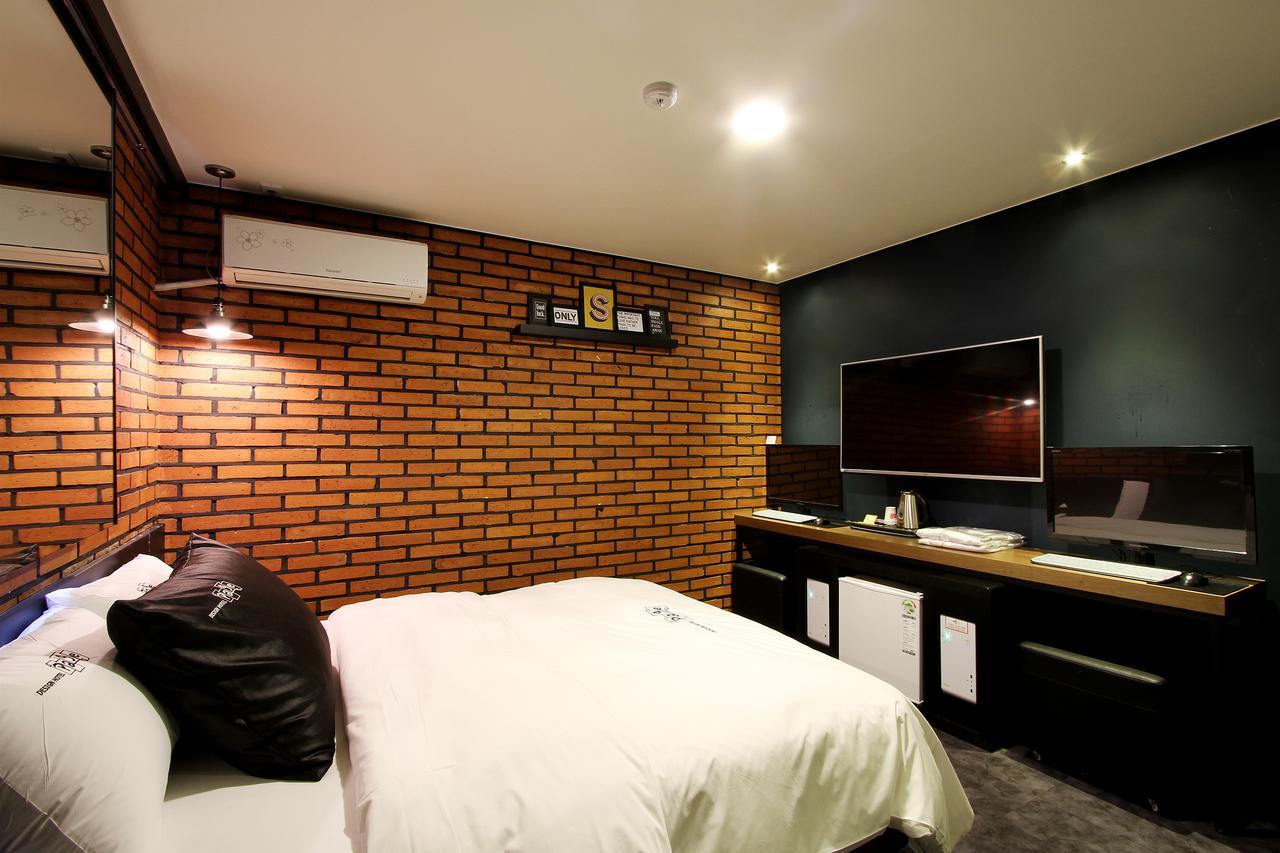 Daejeon Page Hotel Екстериор снимка