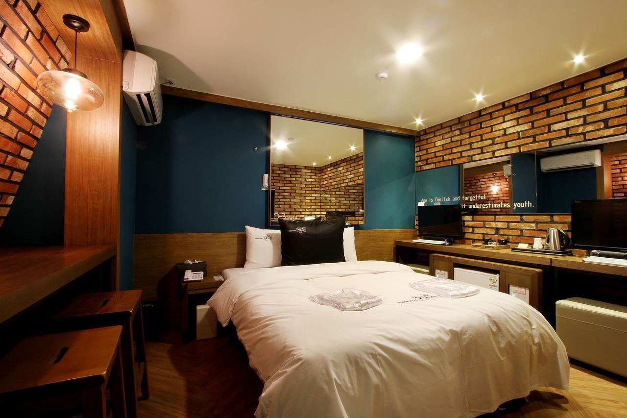 Daejeon Page Hotel Екстериор снимка