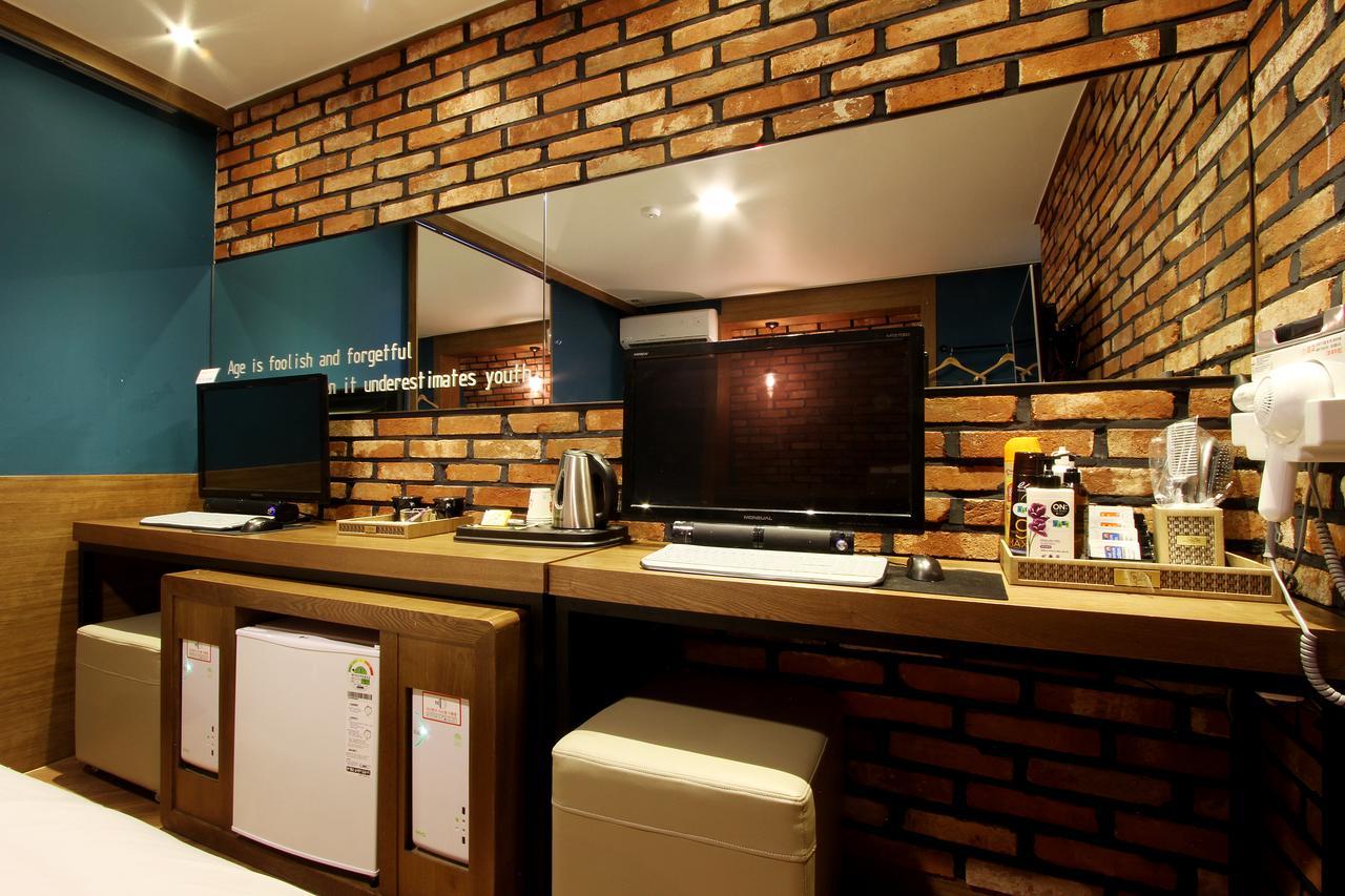 Daejeon Page Hotel Екстериор снимка